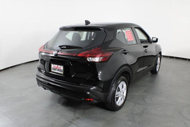 Certified 2025 Nissan Kicks Play S image 16