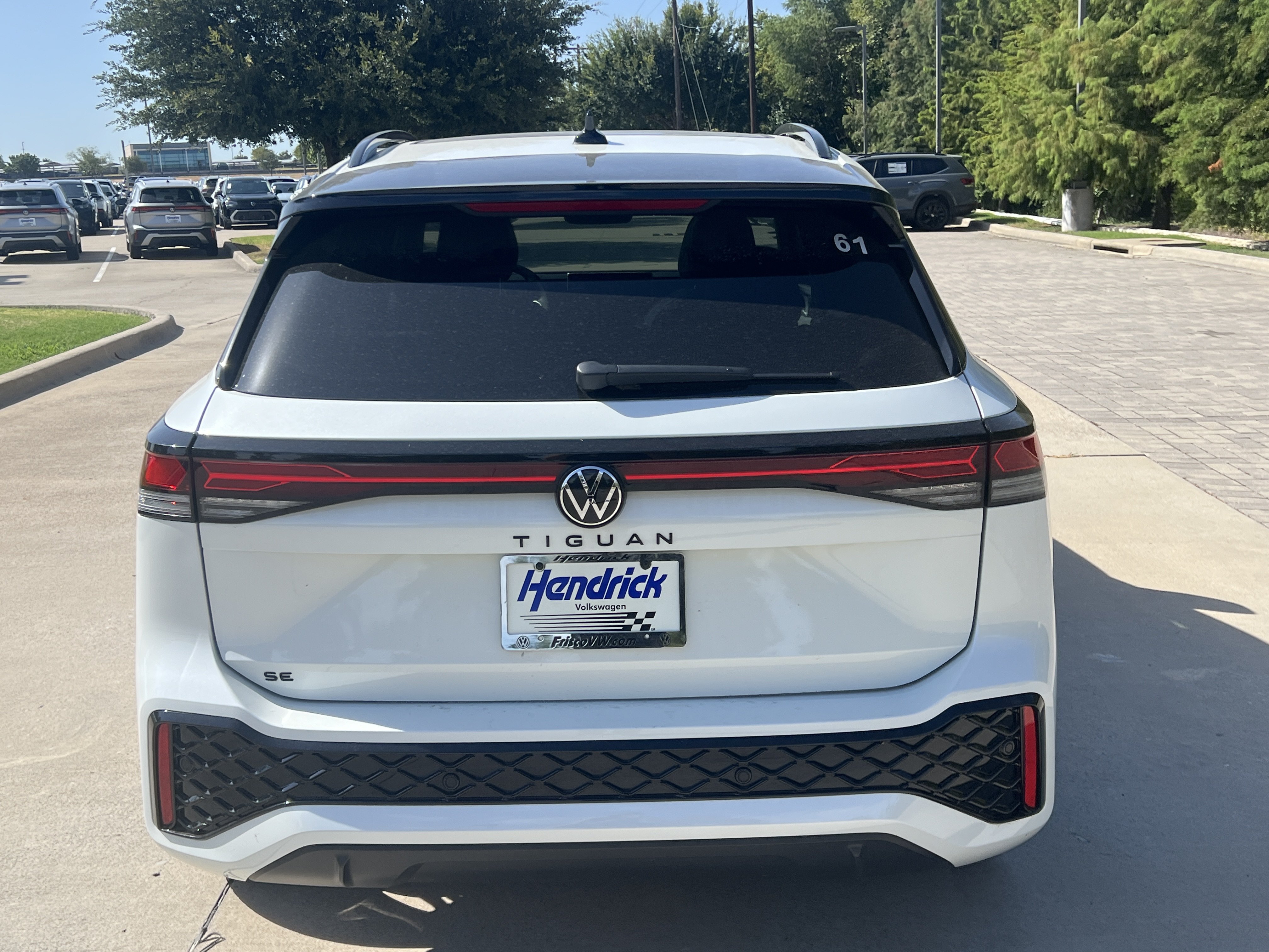 Certified 2026 Volkswagen Tiguan SE R-Line FWD image 8