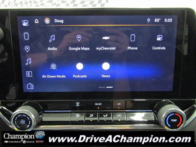 Used 2024 Chevrolet Colorado Trail Boss image 5