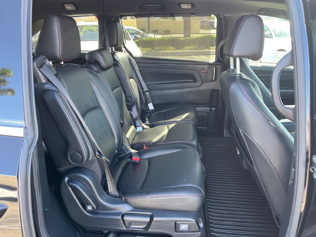 Used 2024 Honda Odyssey Sport image 43