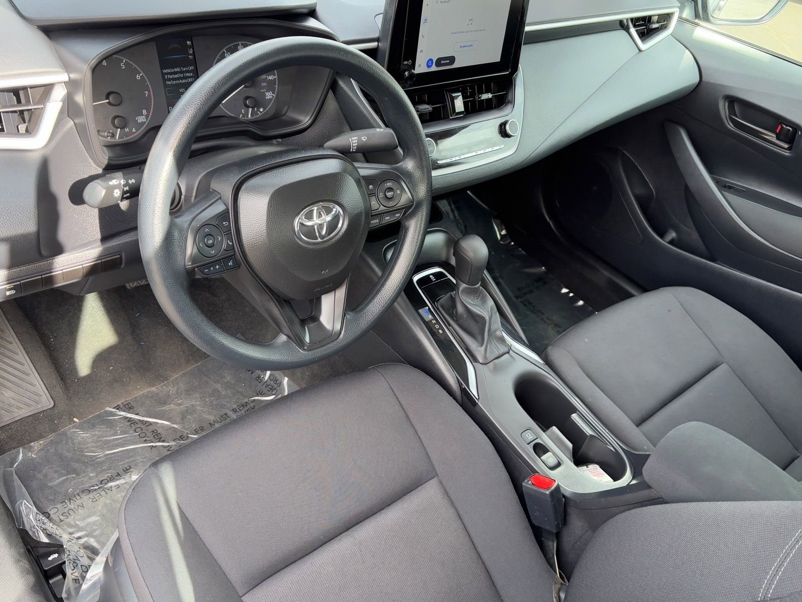 Certified 2025 Toyota Corolla LE w/ Convenience Package image 18