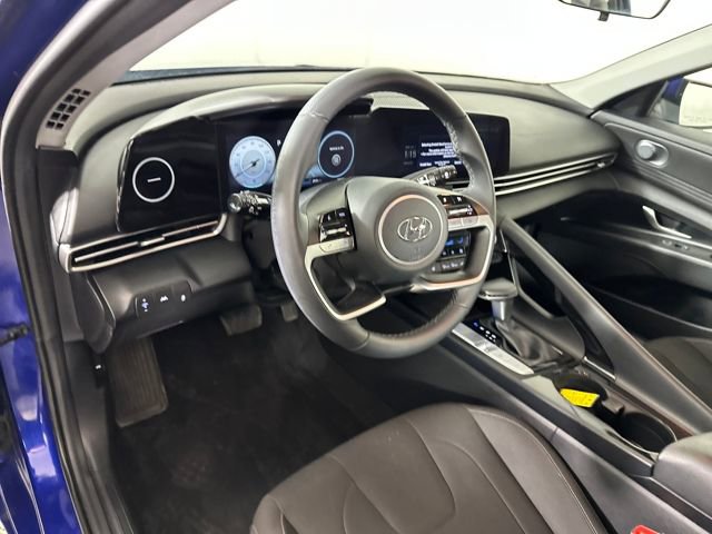 Certified 2023 Hyundai Elantra SEL w/ Convenience Package image 13