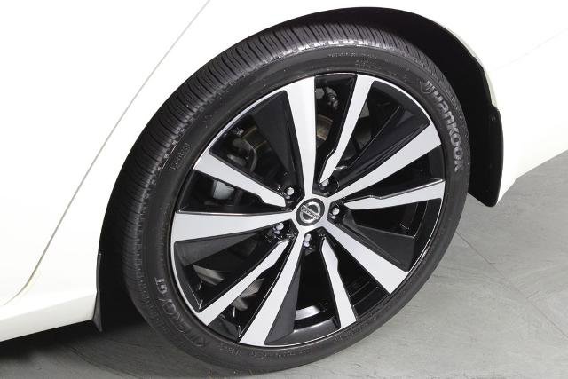 Certified 2020 Nissan Altima 2.5 SR w/ Premium Package image 9