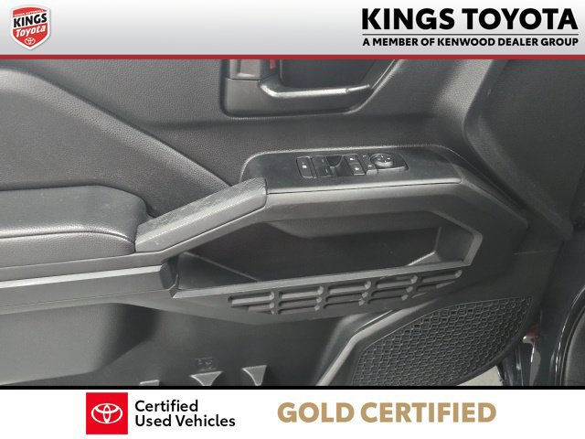 Used 2025 Toyota Tacoma SR AWD/4WD image 11