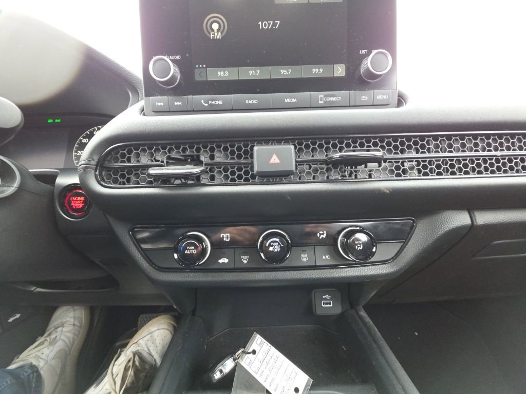 Certified 2023 Honda HR-V LX image 15