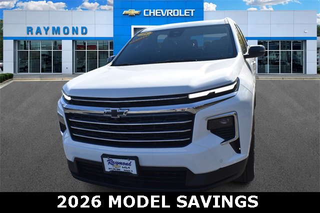 New 2025 Chevrolet Traverse LT w/ Enhanced Driving Package image 7