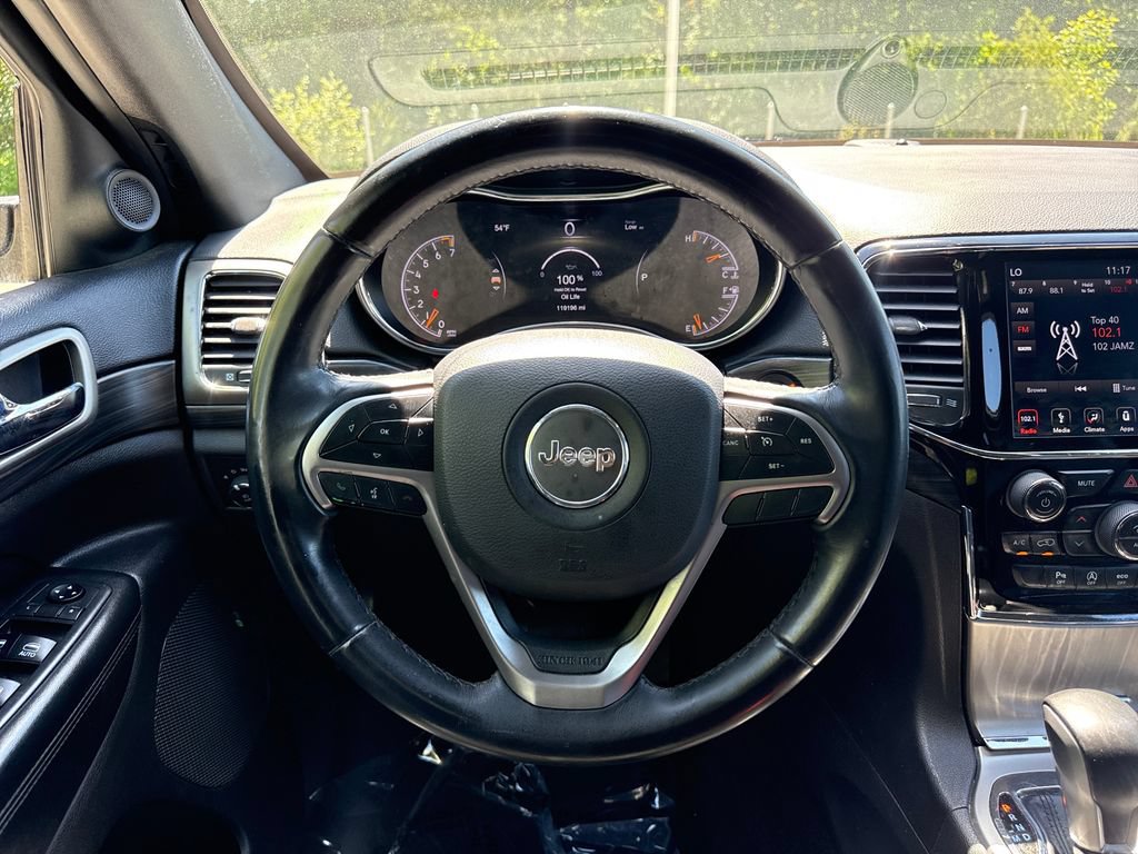 Used 2019 Jeep Grand Cherokee Laredo w/ Laredo X Package RWD image 19