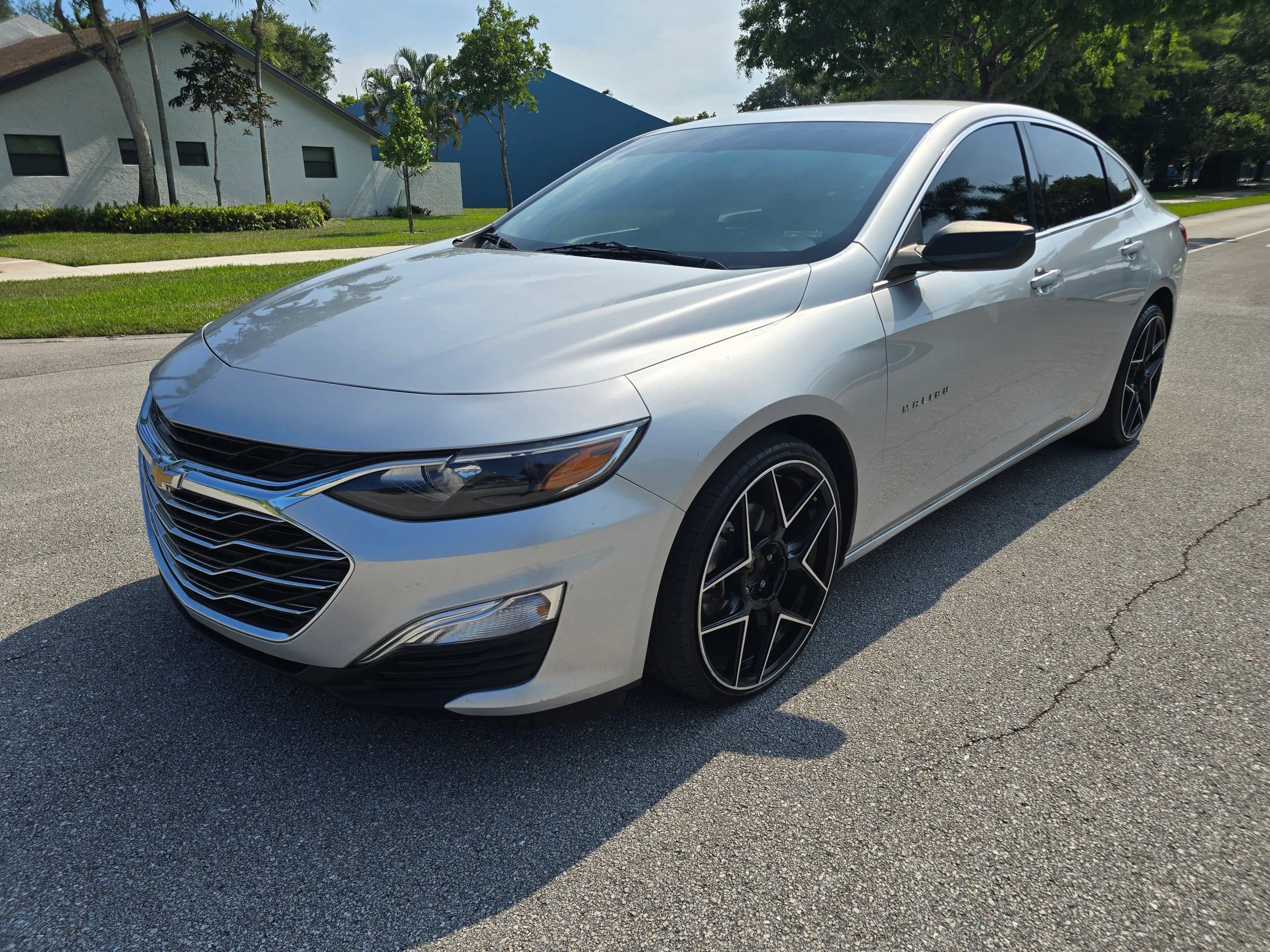 Used 2021 Chevrolet Malibu LS w/ LPO, Convenience Package 1 FWD image 1