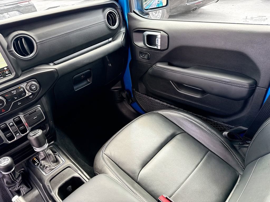 Used 2023 Jeep Wrangler Unlimited Sahara w/ Cold Weather Group image 26