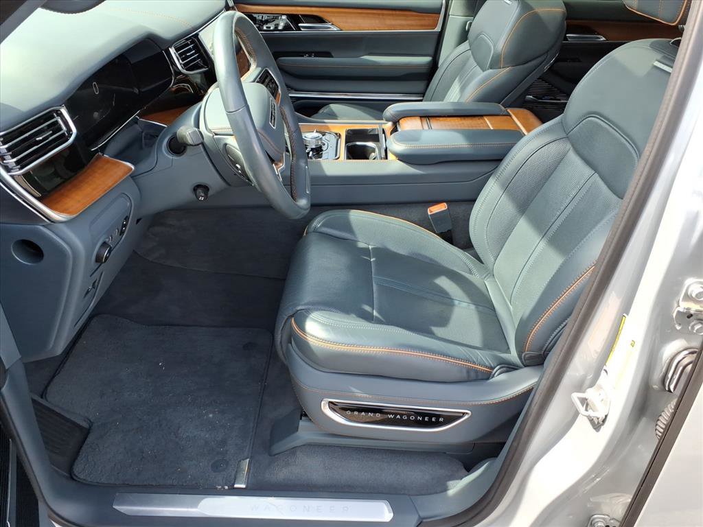 Used 2022 Jeep Grand Wagoneer Series II w/ Convenience Group III image 11