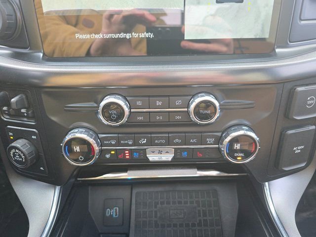 Used 2021 Ford F150 Platinum w/ Equipment Group 701A High image 19