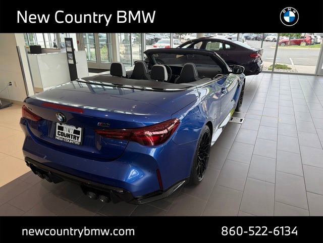 Used 2025 BMW M4 xDrive Competition w/ Parking Assistance Package AWD/4WD image 4
