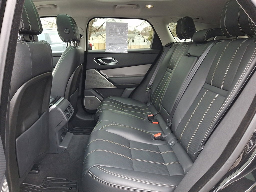 Used 2018 Land Rover Range Rover Velar S image 10