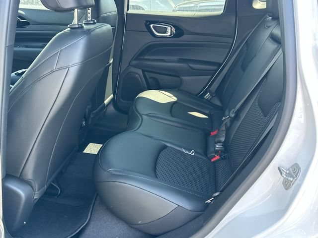 New 2026 Jeep Compass Latitude AWD/4WD image 12