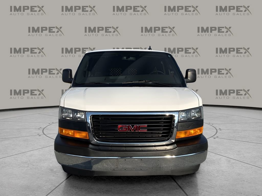Used 2023 GMC Savana 2500 w/ Driver Convenience Package image 8