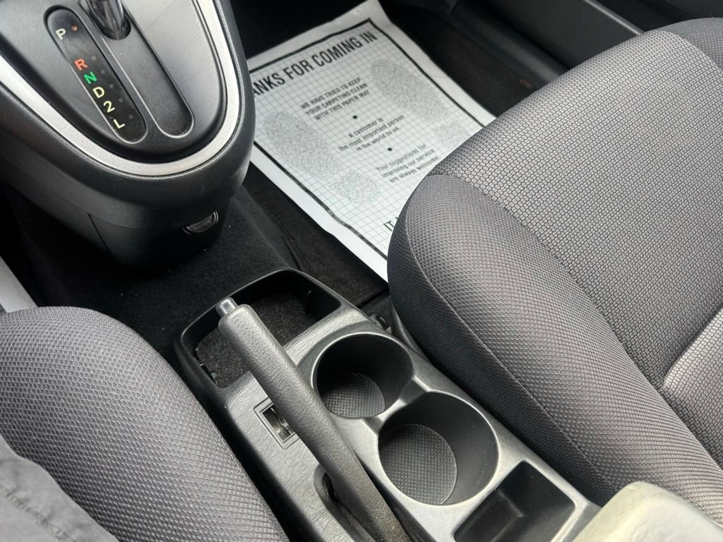 Used 2005 Pontiac Vibe w/ Power Group Value Package FWD image 30