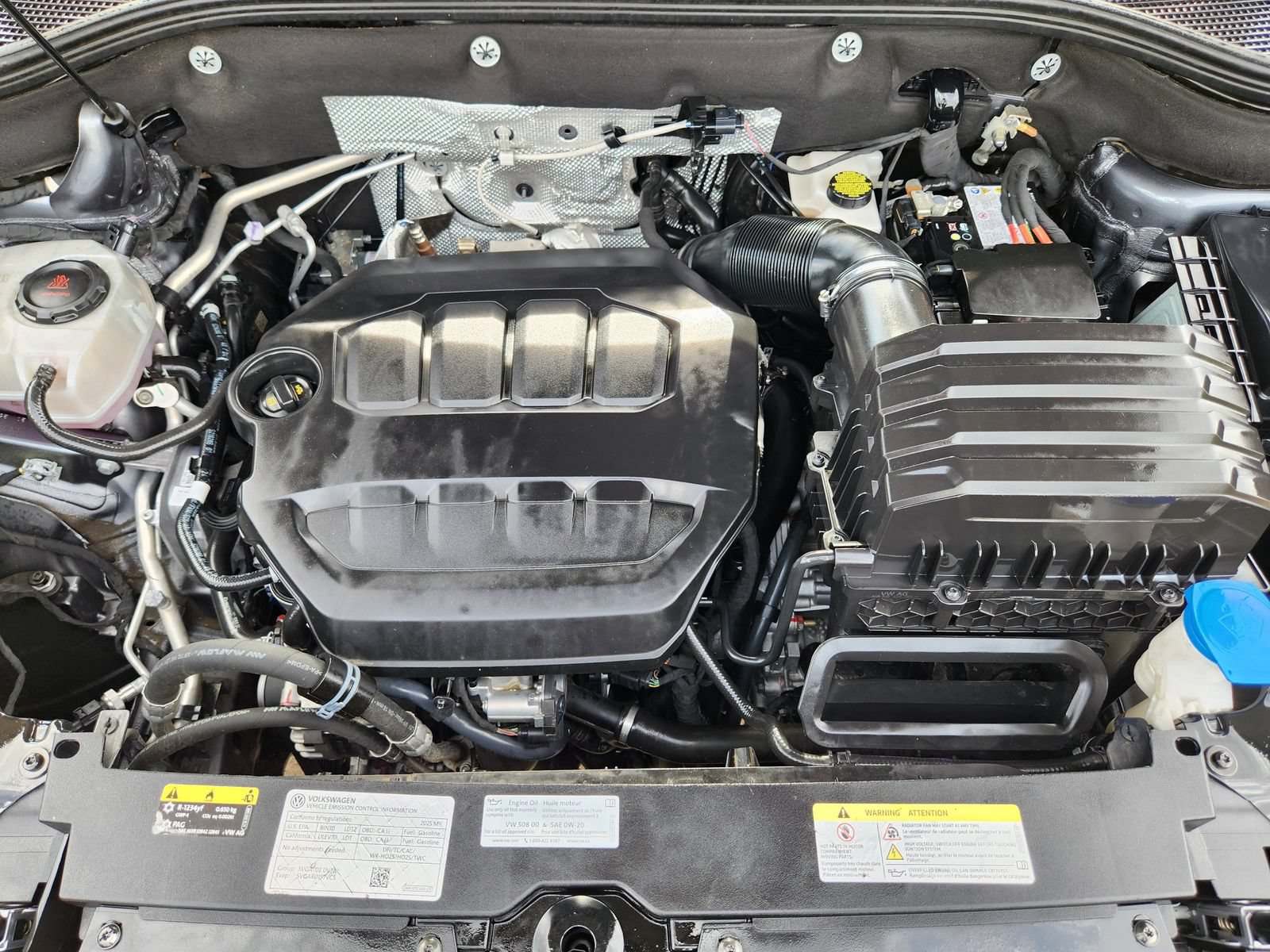 Used 2025 Volkswagen Atlas SE FWD image 39