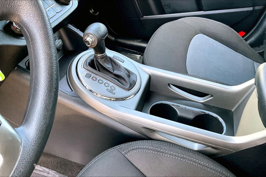 Used 2014 Kia Sportage LX image 17