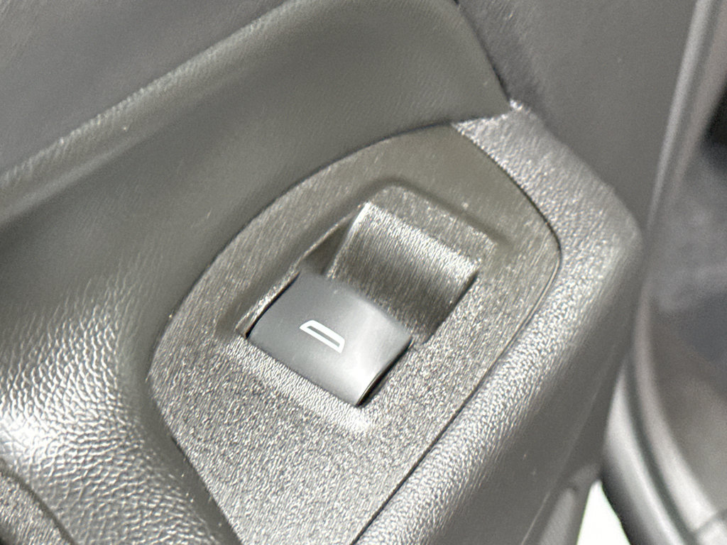 Certified 2021 Chevrolet Equinox LT AWD/4WD image 30