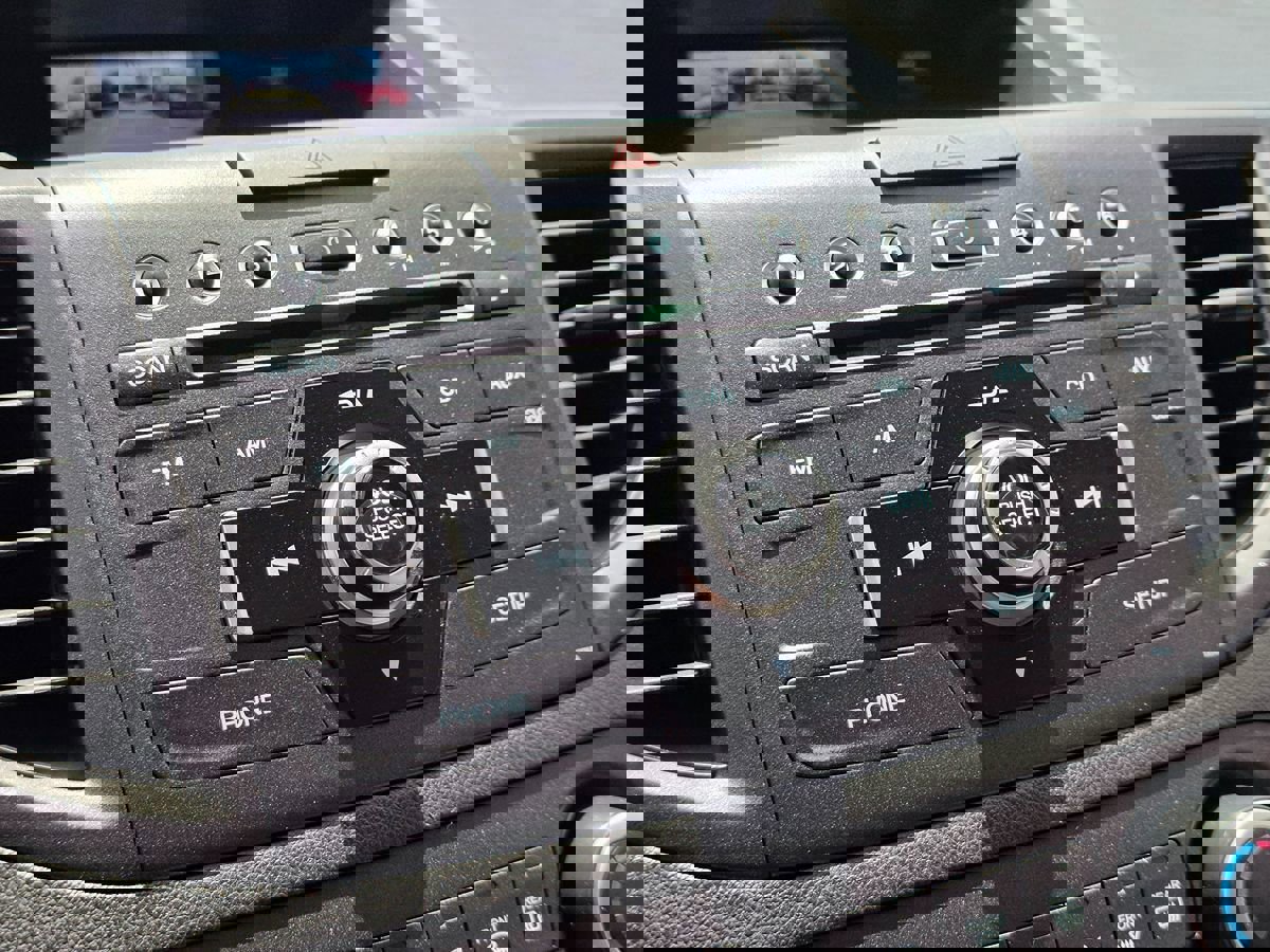 Used 2013 Honda CR-V LX image 31