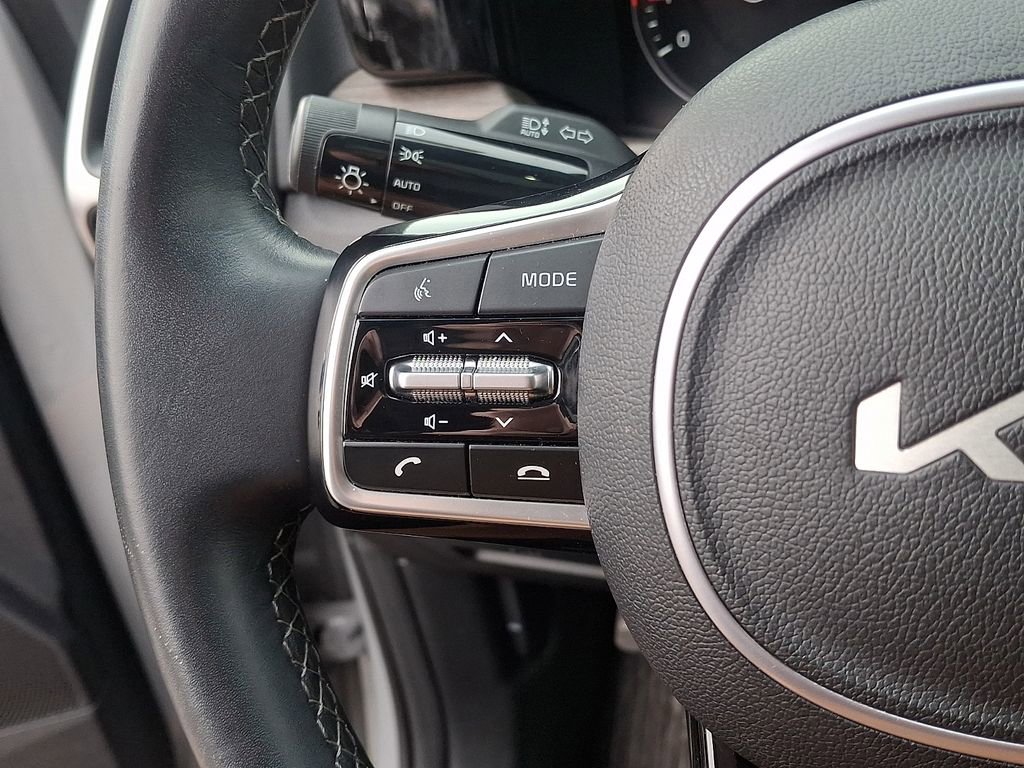 Used 2023 Kia Sorento S w/ Panoramic Sunroof Package image 23
