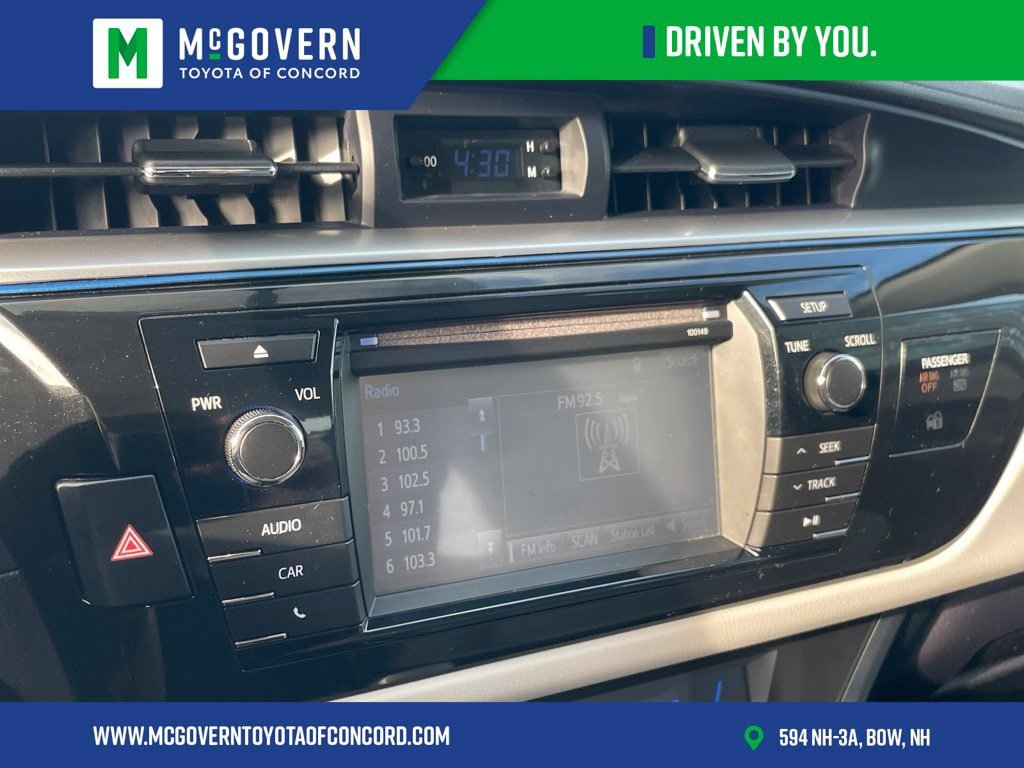 Used 2015 Toyota Corolla LE FWD image 29