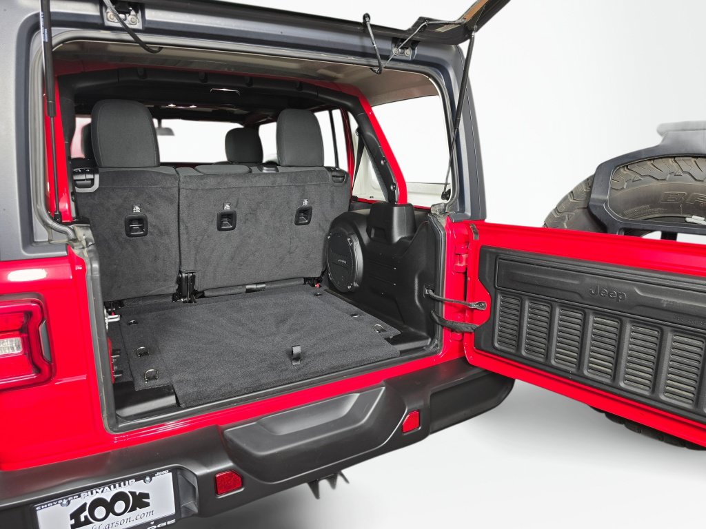 Used 2021 Jeep Wrangler Unlimited Rubicon AWD/4WD image 16