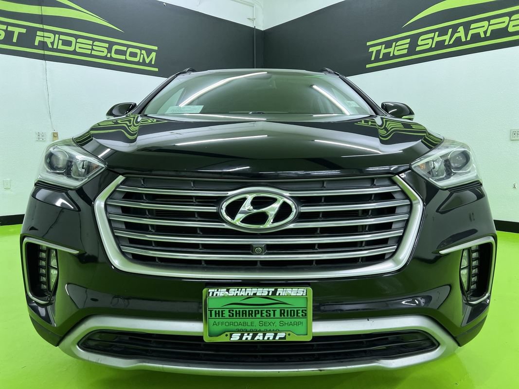 Used 2017 Hyundai Santa Fe FWD image 3