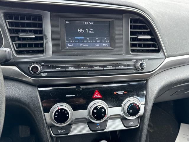 Used 2019 Hyundai Elantra SE w/ Cargo Package image 21