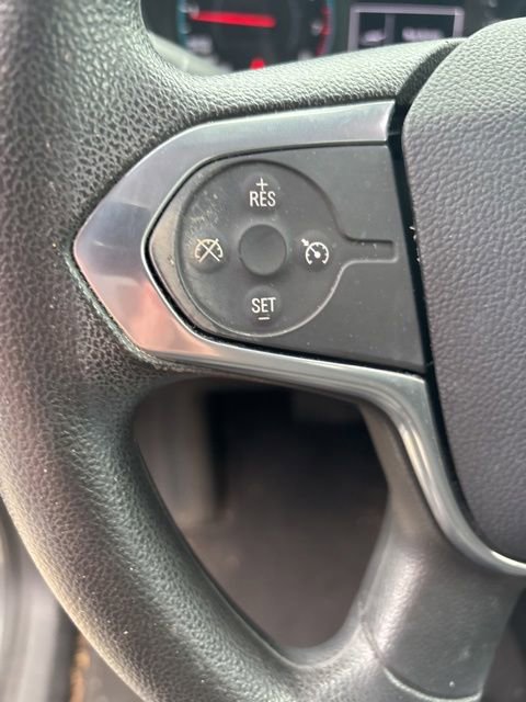 Used 2021 Chevrolet Traverse LS FWD image 24