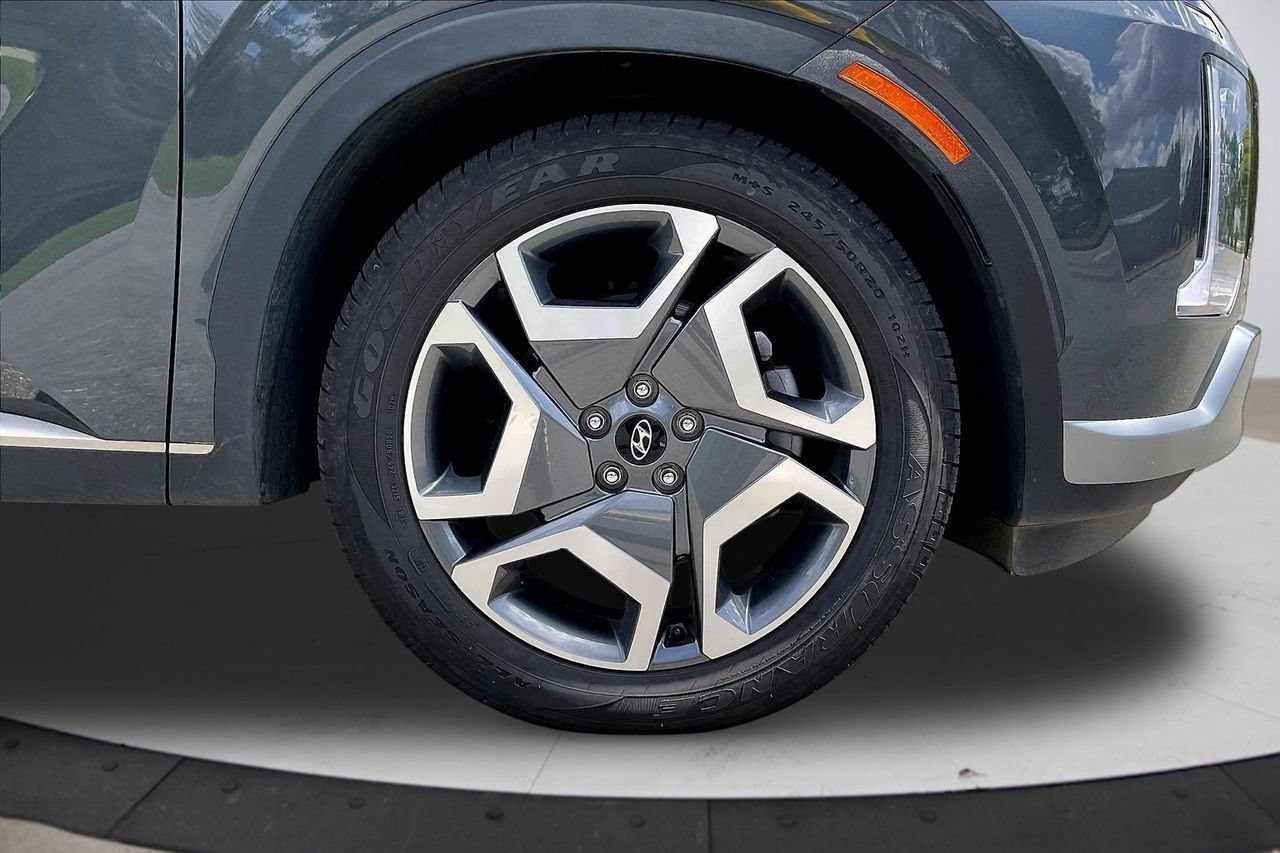 Used 2024 Hyundai Palisade Limited AWD/4WD image 36