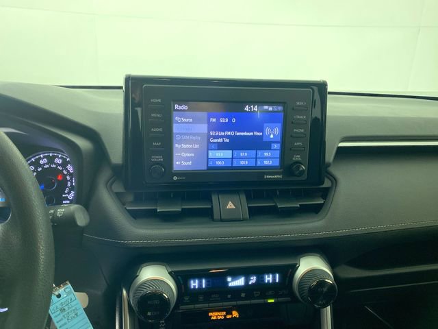 Used 2021 Toyota RAV4 LE image 6