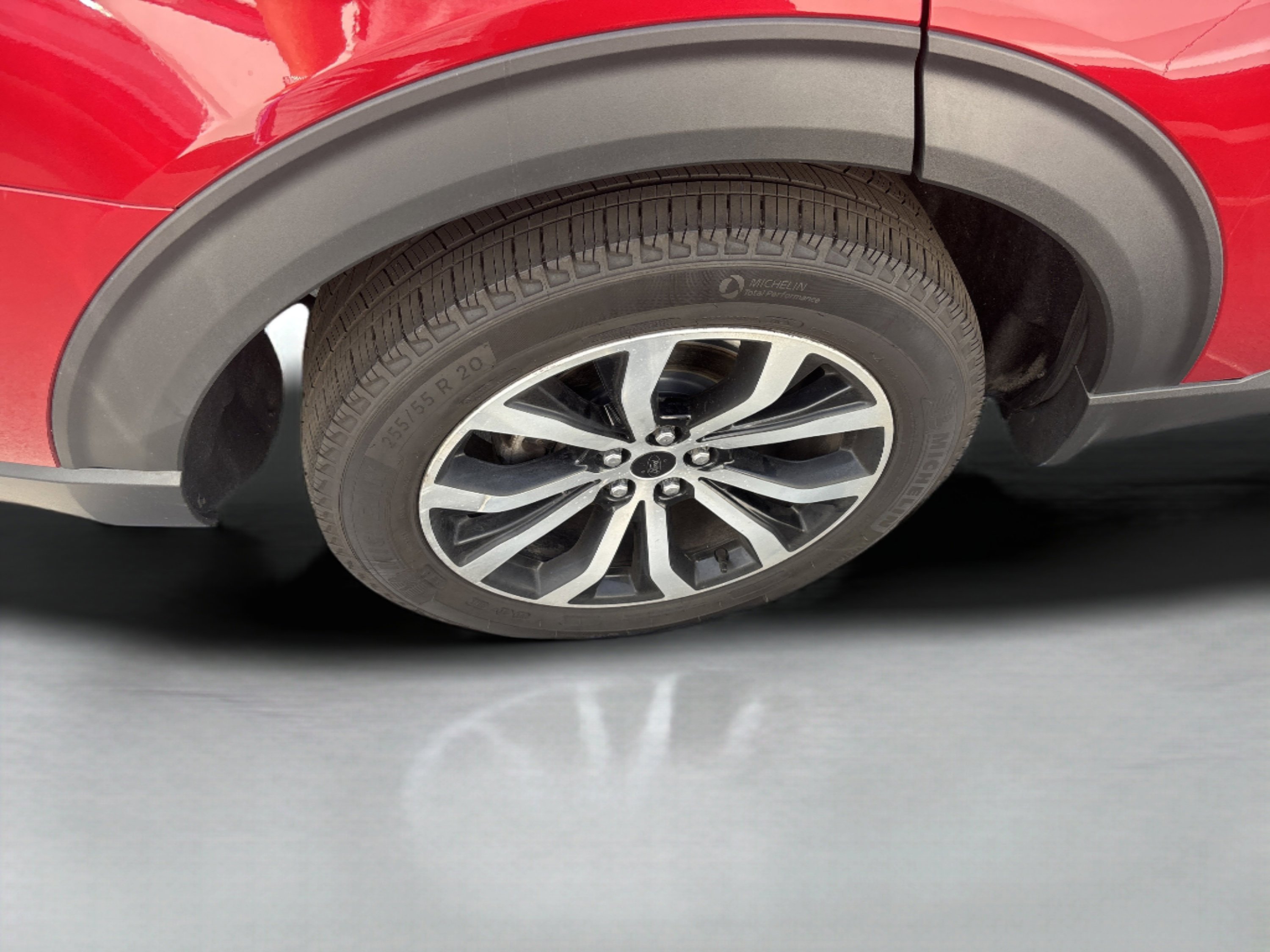 Used 2022 Ford Explorer ST-Line w/ Class IV Trailer Tow Package image 24