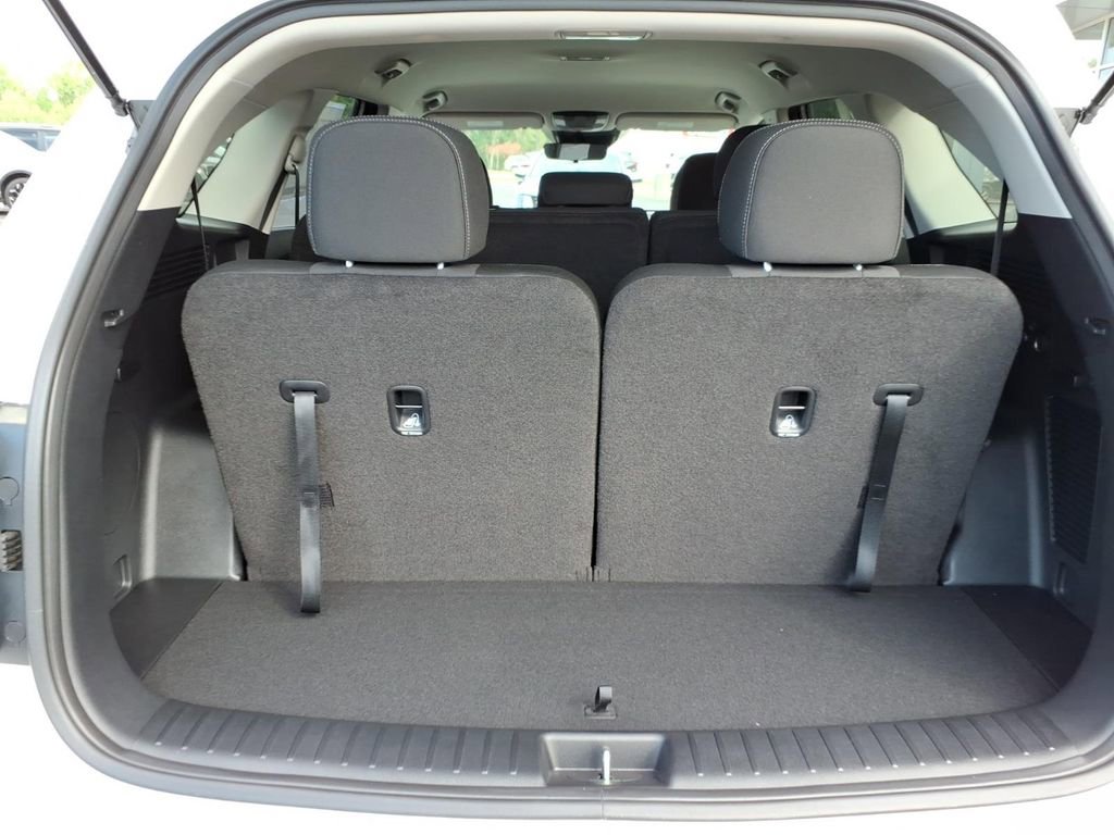 New 2026 Kia Sorento LX FWD image 7
