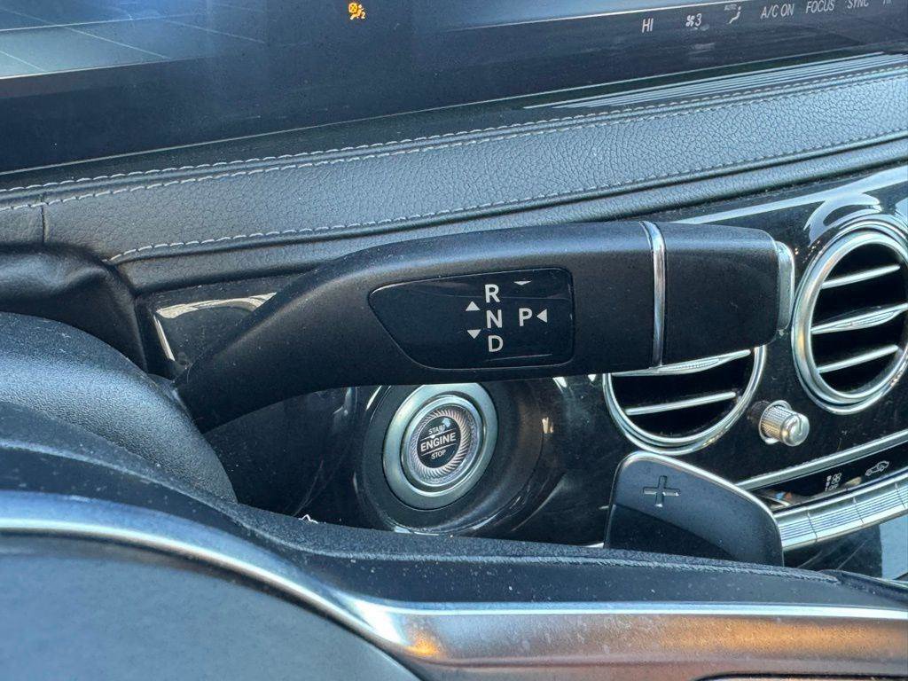 Used 2019 Mercedes-Benz S 560 4MATIC Sedan w/ AMG Line Exterior image 34