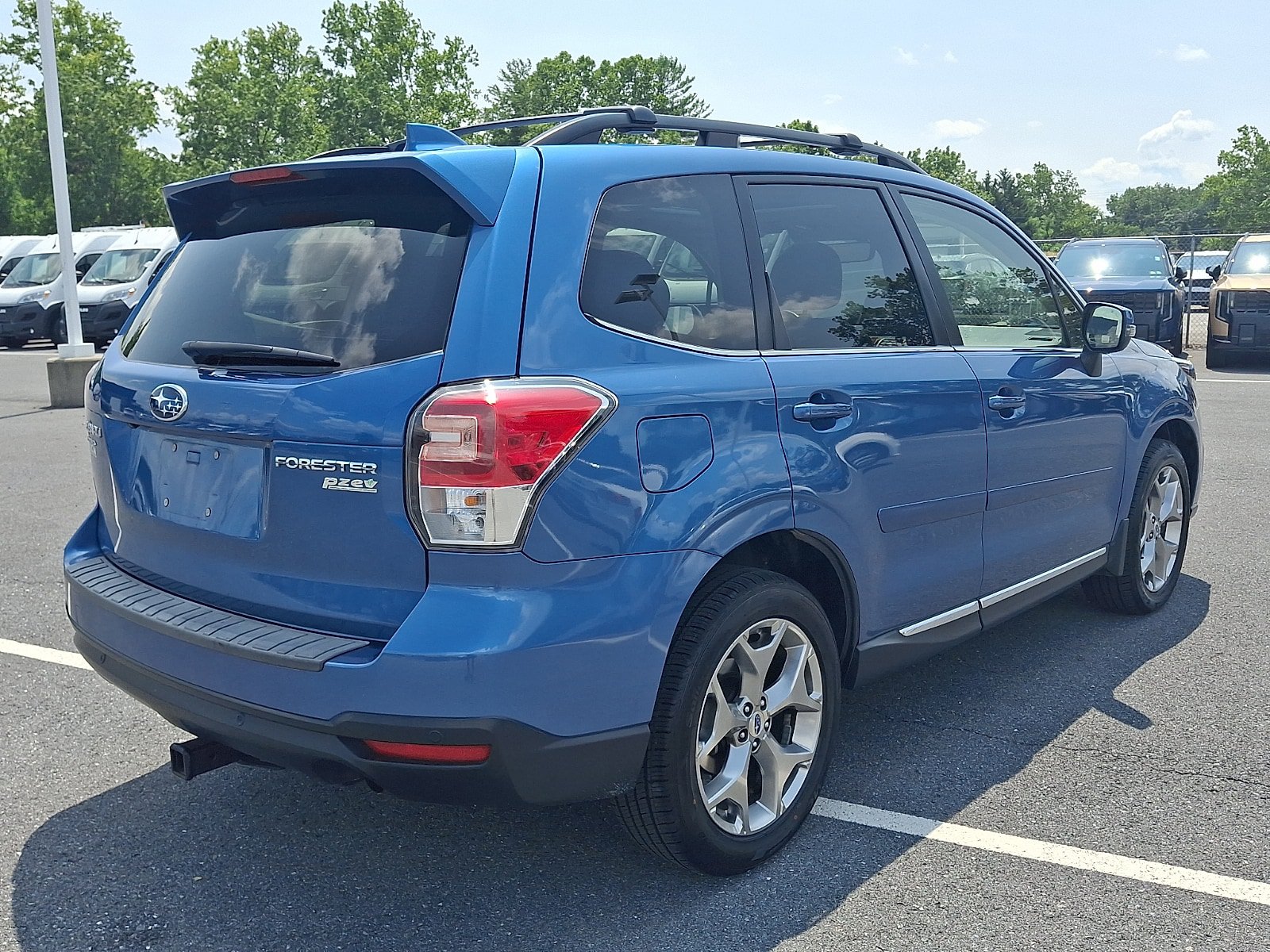 Used 2017 Subaru Forester 2.5i Touring AWD/4WD video 4