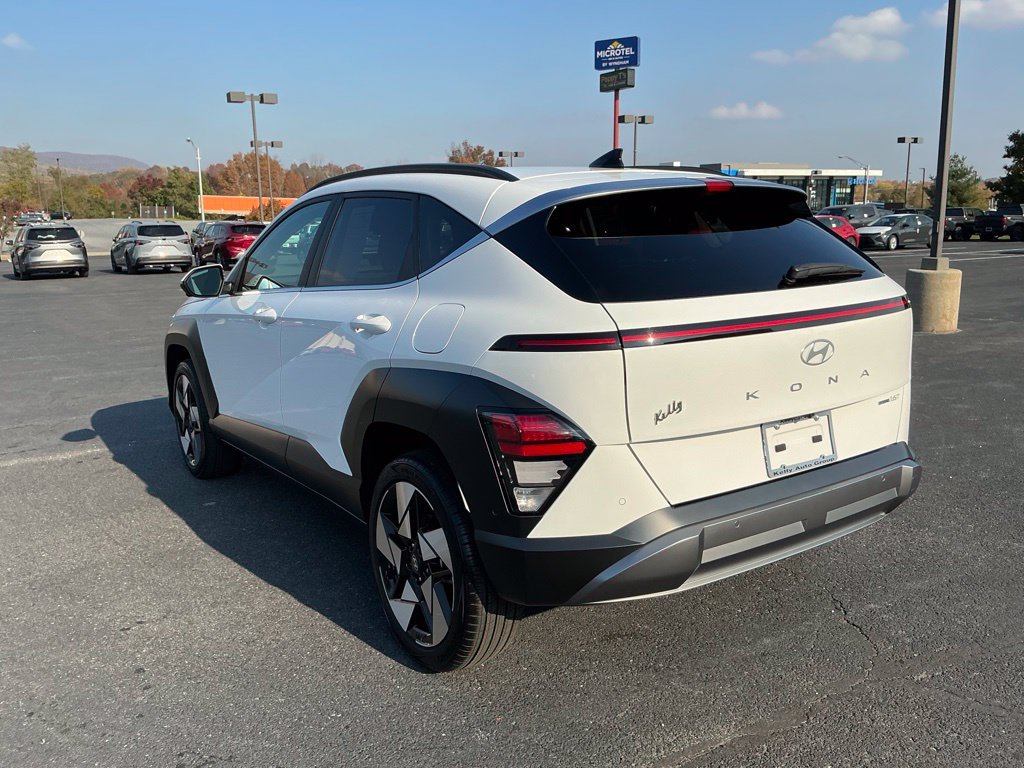 Certified 2025 Hyundai Kona Limited AWD/4WD image 12
