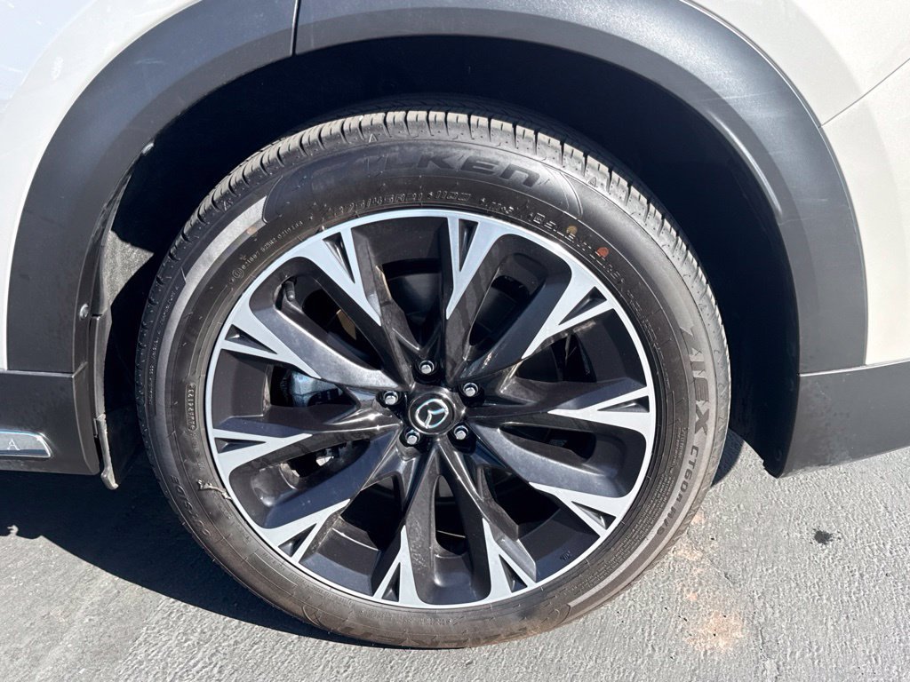 Used 2024 MAZDA CX-90 Plug-In Hybrid w/ Premium Pkg AWD/4WD image 16