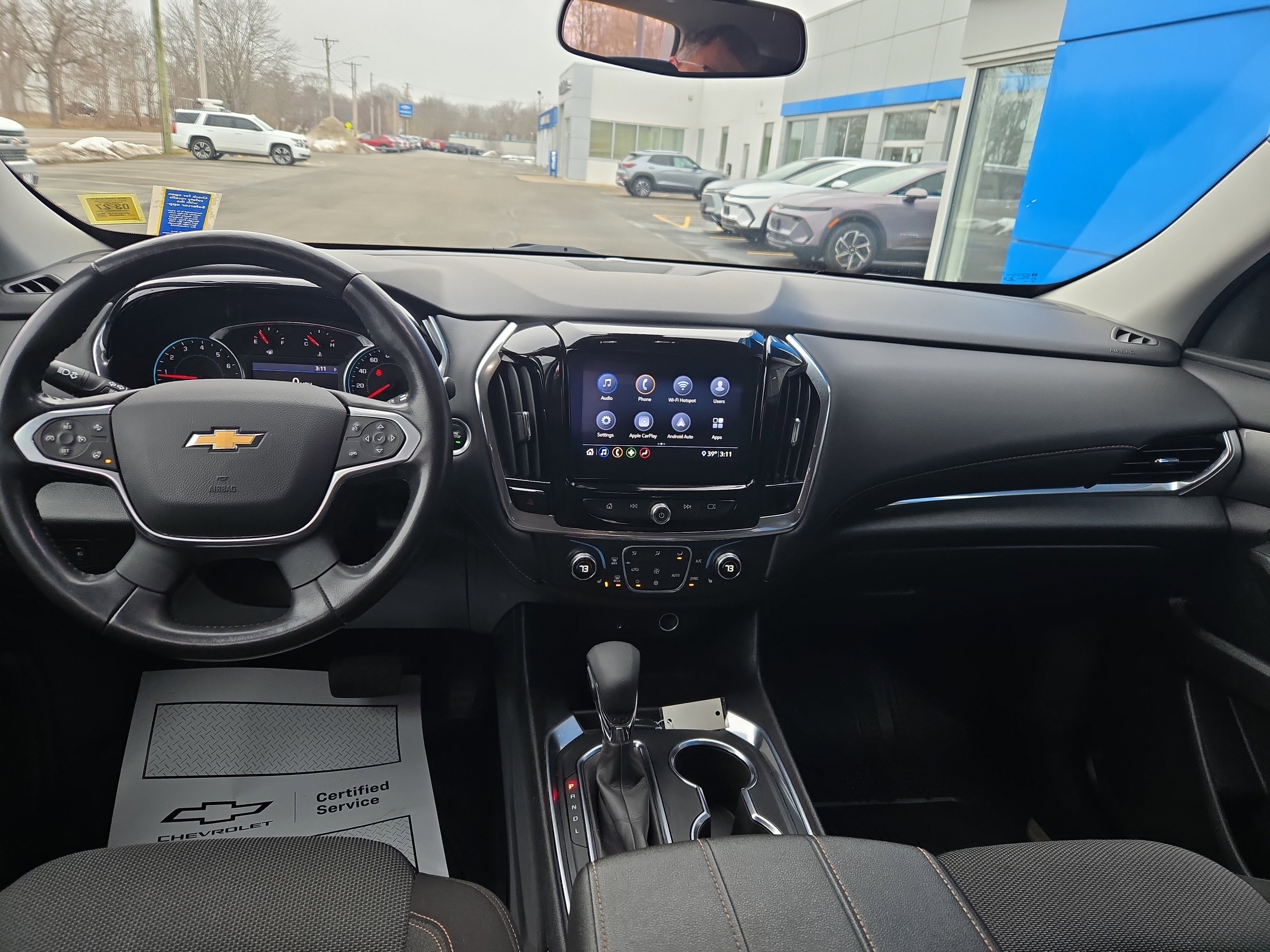 Certified 2021 Chevrolet Traverse LT image 3