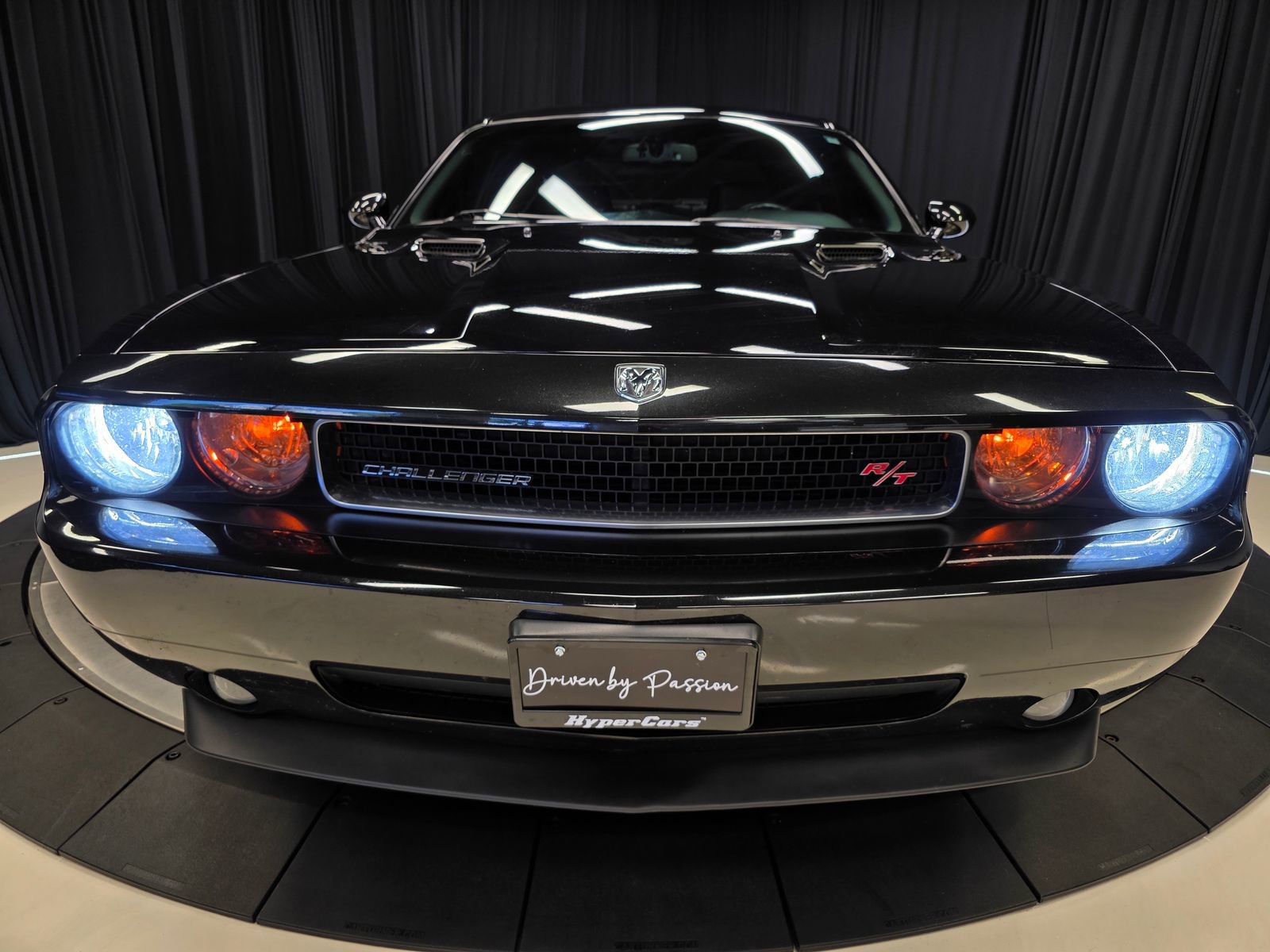 Used 2010 Dodge Challenger R/T RWD image 19