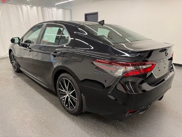 Certified 2024 Toyota Camry SE w/ Cold Weather Package FWD image 4