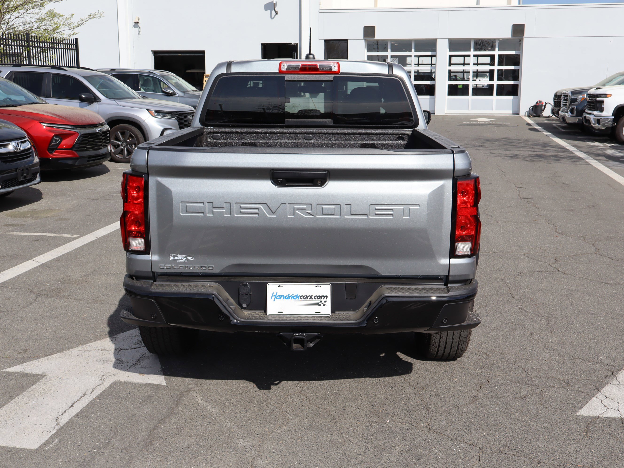 Used 2025 Chevrolet Colorado Trail Boss image 9