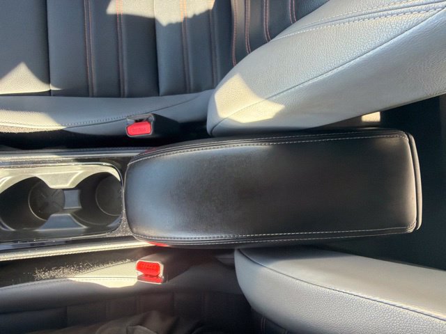 Used 2023 Nissan Kicks SR w/ SR Premium Package FWD image 32
