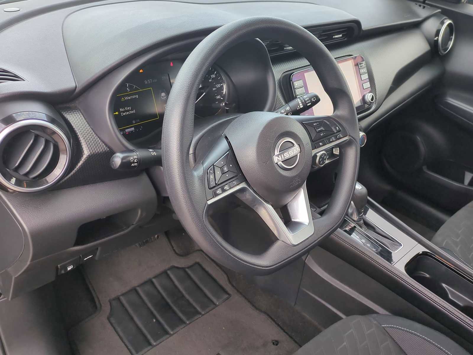 Used 2024 Nissan Kicks SV FWD image 10