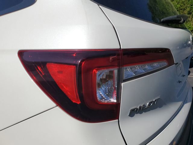 Used 2021 Honda Pilot Black Edition image 8