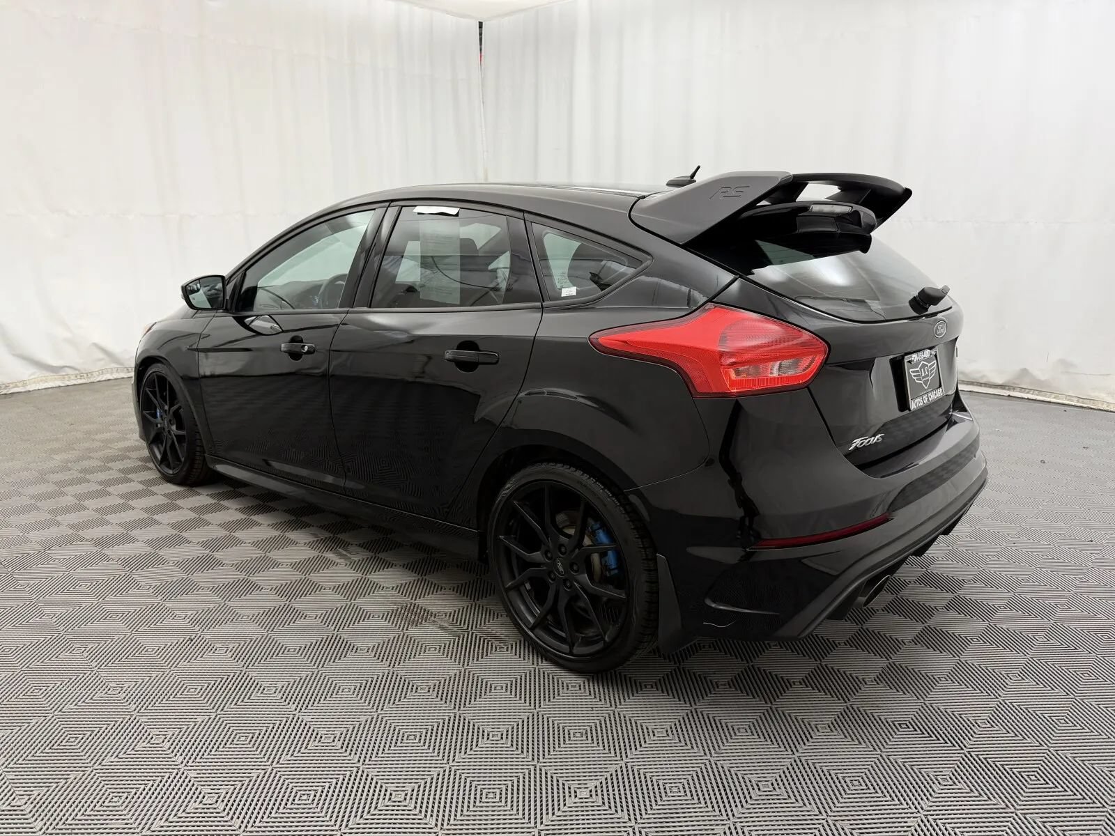 Used 2017 Ford Focus RS AWD/4WD image 8