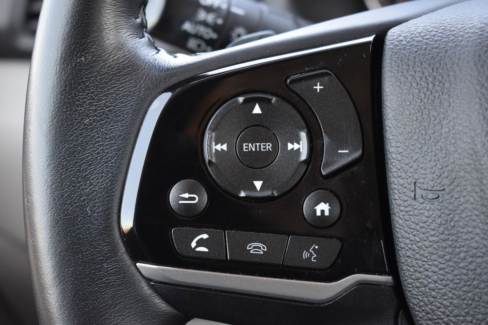 Used 2019 Honda Pilot Touring image 6