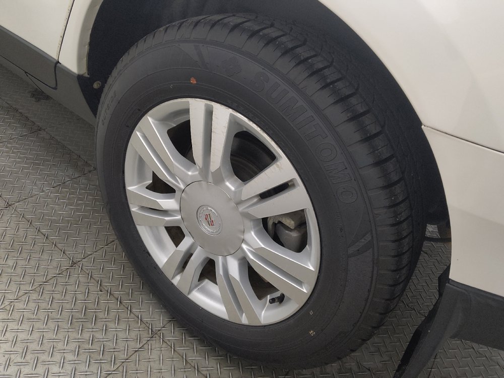 Used 2016 Cadillac SRX Luxury w/ Driver Awareness Package FWD image 31