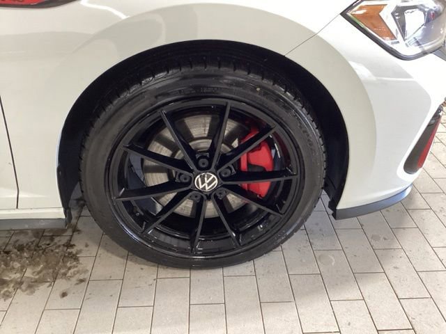 Used 2024 Volkswagen Jetta GLI 40th Anniversary Edition image 20