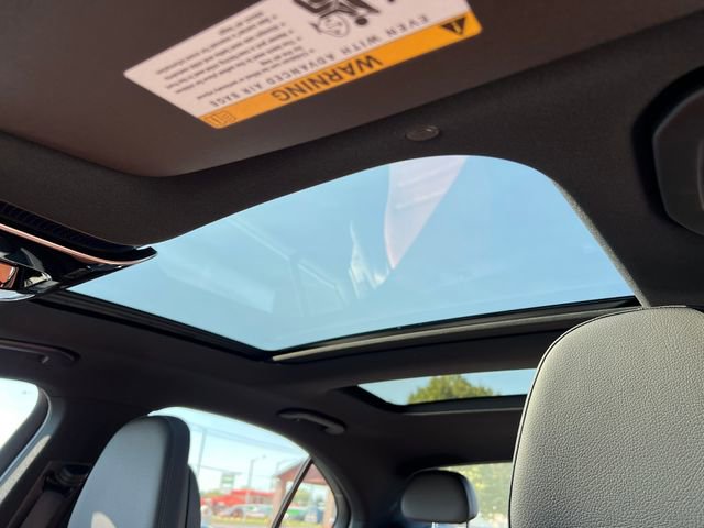 New 2025 Mercedes-Benz C 300 4MATIC Sedan image 5